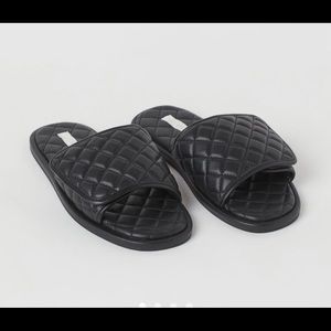 H&M black quilted slide sandal